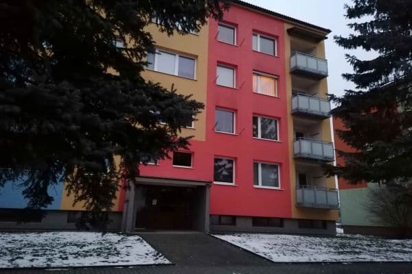 Predaj bytu 3-izbový 68 m², Dlouhá, Slavičín, Zlínský kraj Predaj bytu 3-izbový 68 m², Dlouhá, Slavičín, Zlínský kraj