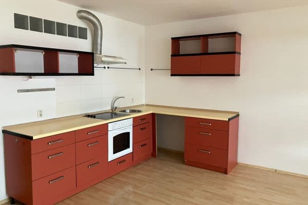 Prenájom bytu 1-izbový 43 m², Na kovárně, Brno Prenájom bytu 1-izbový 43 m², Na kovárně, Brno