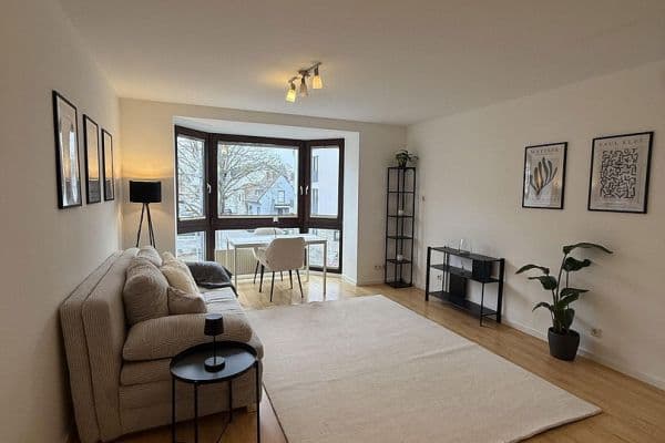 Prenájom bytu 2-izbový 53 m², Euskirchenerstraße 43, Bonn, Severné Porýnie - Westfálsko Prenájom bytu 2-izbový 53 m², Euskirchenerstraße 43, Bonn, Severné Porýnie - Westfálsko