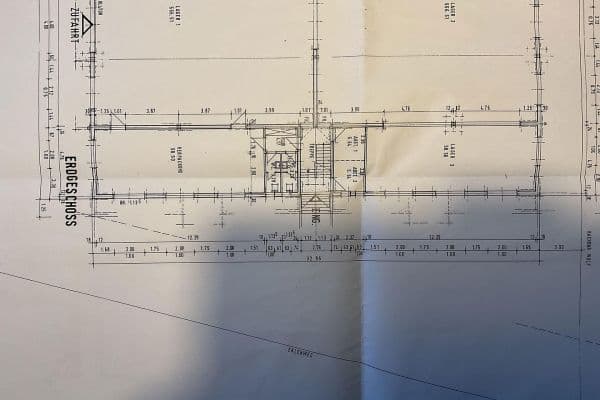 Prenájom nebytového priestoru 1.500 m², Alsbach-Hahnlein Prenájom nebytového priestoru 1.500 m², Alsbach-Hahnlein