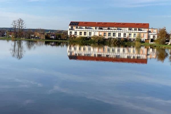 Predaj domu 164 m², pozemek 430 m², Reuthseering 202, Adelsdorf Predaj domu 164 m², pozemek 430 m², Reuthseering 202, Adelsdorf