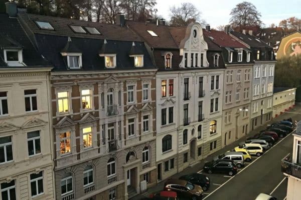 Prenájom bytu 3-izbový 111 m², Gronaustraße 35, Wuppertal Prenájom bytu 3-izbový 111 m², Gronaustraße 35, Wuppertal