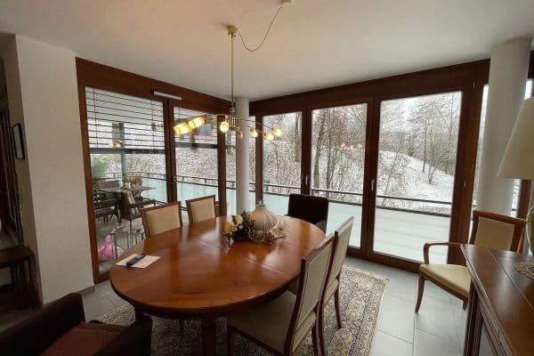 Prenájom bytu 3-izbový 99 m², Karl-Schurz-Straße 36, Stuttgart Prenájom bytu 3-izbový 99 m², Karl-Schurz-Straße 36, Stuttgart