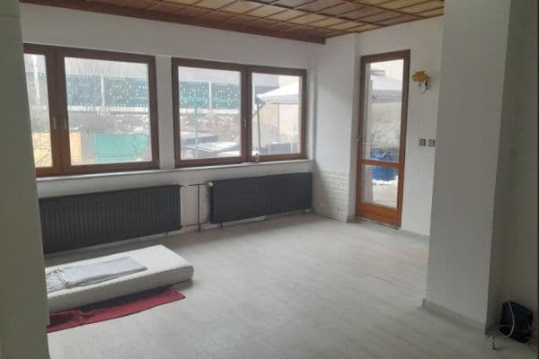 Prenájom domu 140 m², pozemek 700 m², Bílovice nad Svitavou Prenájom domu 140 m², pozemek 700 m², Bílovice nad Svitavou