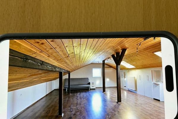 Prenájom nebytového priestoru 140 m², Na Rovině, Praha Prenájom nebytového priestoru 140 m², Na Rovině, Praha