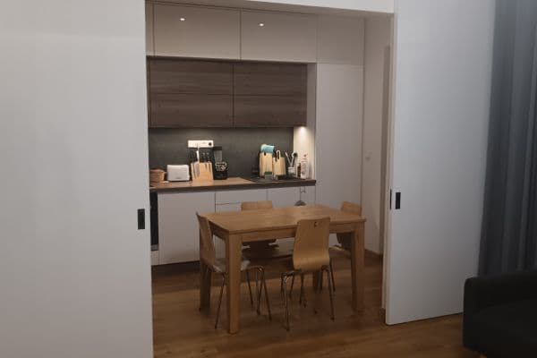 Prenájom bytu 3-izbový 72 m², 30. dubna, Ostrava Prenájom bytu 3-izbový 72 m², 30. dubna, Ostrava