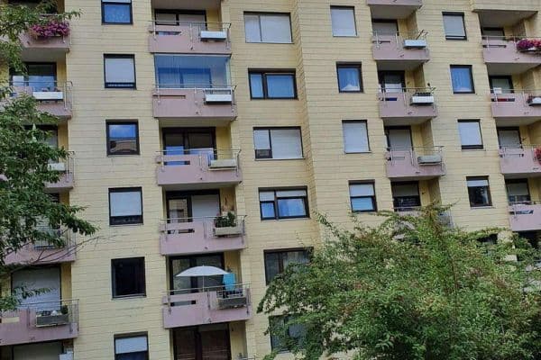 Prenájom bytu 3-izbový 93 m², Pforzheim, Bádensko-Wurttembersko Prenájom bytu 3-izbový 93 m², Pforzheim, Bádensko-Wurttembersko