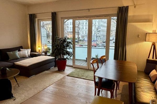 Prenájom bytu 2-izbový 55 m², Berlin, Berlín Prenájom bytu 2-izbový 55 m², Berlin, Berlín