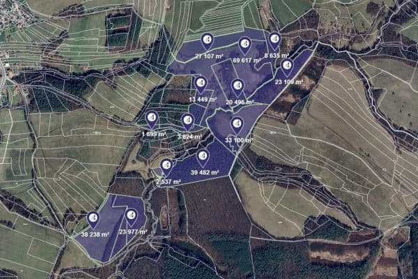 Predaj pozemku 1.903 m², Luhačovice Predaj pozemku 1.903 m², Luhačovice