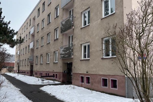 Predaj bytu 3-izbový 65 m², Písečná, Hradec Králové Predaj bytu 3-izbový 65 m², Písečná, Hradec Králové