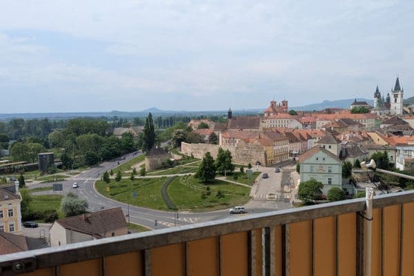 Prenájom bytu 2-izbový 57 m², Hrubínova, Litoměřice Prenájom bytu 2-izbový 57 m², Hrubínova, Litoměřice