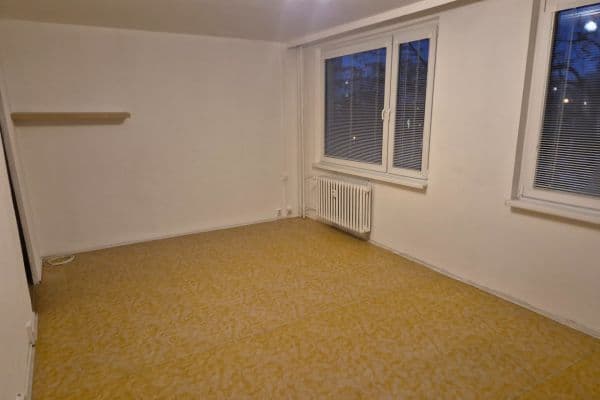 Prenájom bytu 1-izbový 32 m², Bazovského, Praha Prenájom bytu 1-izbový 32 m², Bazovského, Praha