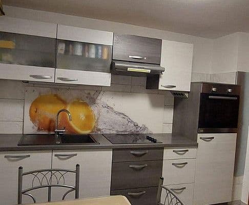 Prenájom bytu 3-izbový 86 m², Tulpenweg 5, Friesenheim, Bádensko-Wurttembersko Prenájom bytu 3-izbový 86 m², Tulpenweg 5, Friesenheim, Bádensko-Wurttembersko