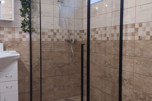 Prenájom bytu 2-izbový 54 m², Máchova, Bělá pod Bezdězem Prenájom bytu 2-izbový 54 m², Máchova, Bělá pod Bezdězem