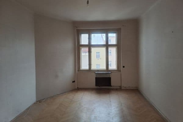 Prenájom bytu 1-izbový 51 m², Janovského, Praha Prenájom bytu 1-izbový 51 m², Janovského, Praha