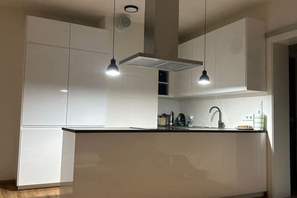 Prenájom bytu 3-izbový 92 m², Kumpoštova, Brno Prenájom bytu 3-izbový 92 m², Kumpoštova, Brno