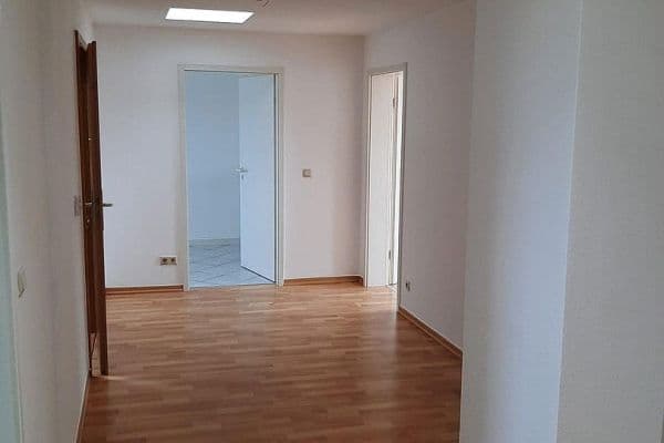 Prenájom bytu 3-izbový 86 m², Gera, Durínsko Prenájom bytu 3-izbový 86 m², Gera, Durínsko