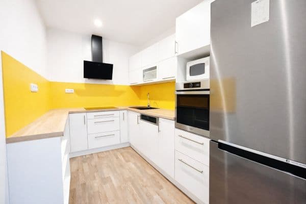 Prenájom bytu 3-izbový 83 m², Václavská, Kolín, Středočeský kraj Prenájom bytu 3-izbový 83 m², Václavská, Kolín, Středočeský kraj