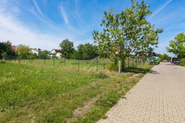 Predaj pozemku 1.240 m², Květinová, Čakovičky Predaj pozemku 1.240 m², Květinová, Čakovičky