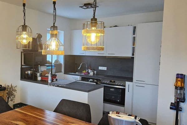 Prenájom bytu 3-izbový 77 m², Putzbrunnerstraße 116, Ottobrunn, Bavorsko Prenájom bytu 3-izbový 77 m², Putzbrunnerstraße 116, Ottobrunn, Bavorsko