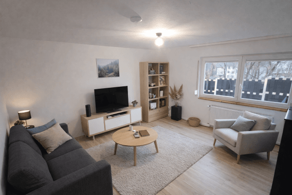 Predaj domu 211 m², pozemek 923 m², Schwörstadt Predaj domu 211 m², pozemek 923 m², Schwörstadt