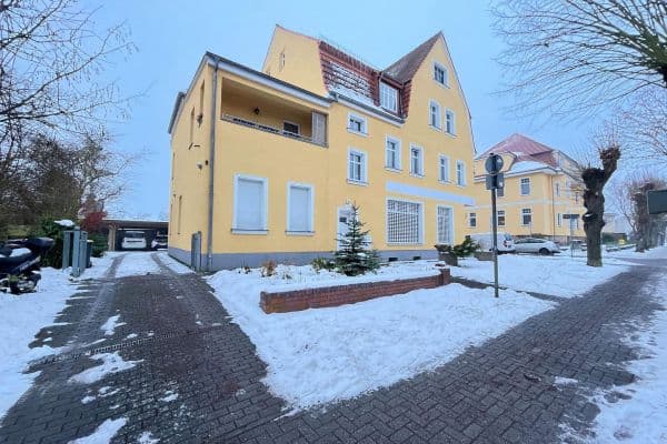 Prenájom nebytového priestoru 164 m², Bahnhofstr. 14, Biesenthal Prenájom nebytového priestoru 164 m², Bahnhofstr. 14, Biesenthal