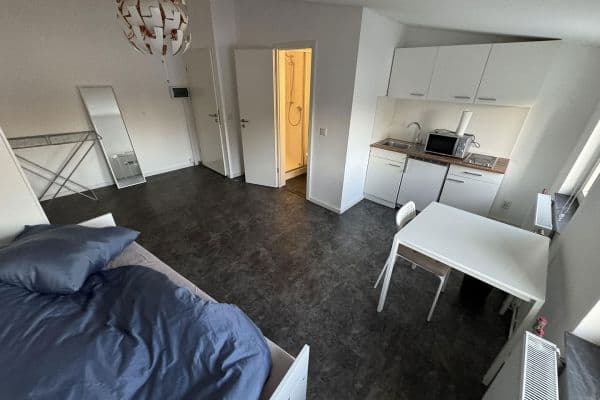 Prenájom bytu 1-izbový 24 m², Johannisthaler Chaussee 433, Berlin, Berlín Prenájom bytu 1-izbový 24 m², Johannisthaler Chaussee 433, Berlin, Berlín