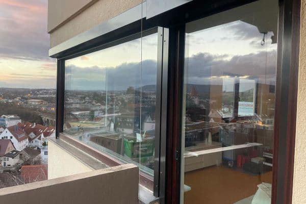 Prenájom bytu 3-izbový 77 m², Bahnhofstr. 20, Weinstadt-Endersbach Prenájom bytu 3-izbový 77 m², Bahnhofstr. 20, Weinstadt-Endersbach