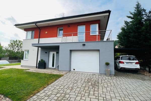 Predaj domu 220 m², pozemek 1.000 m², Vavřinecká, Kolín Predaj domu 220 m², pozemek 1.000 m², Vavřinecká, Kolín