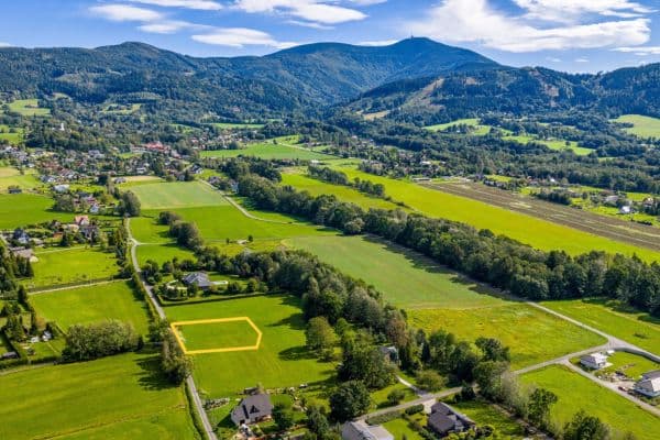 Predaj pozemku 2.350 m², Frýdlant nad Ostravicí Predaj pozemku 2.350 m², Frýdlant nad Ostravicí