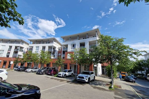 Prenájom bytu 2-izbový 60 m², Walter-Gropius-Str. 3, Reutlingen Prenájom bytu 2-izbový 60 m², Walter-Gropius-Str. 3, Reutlingen