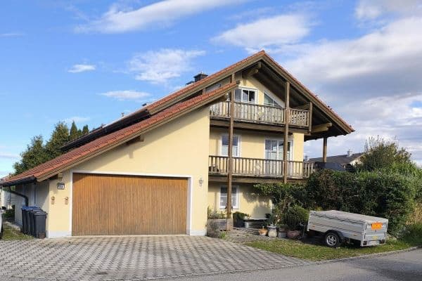 Predaj bytu 4-izbový 107 m², Söchtenau, Bavorsko Predaj bytu 4-izbový 107 m², Söchtenau, Bavorsko