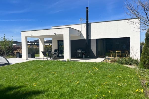 Predaj domu 190 m², pozemok 1.132 m², Bezová, Mukařov Predaj domu 190 m², pozemok 1.132 m², Bezová, Mukařov