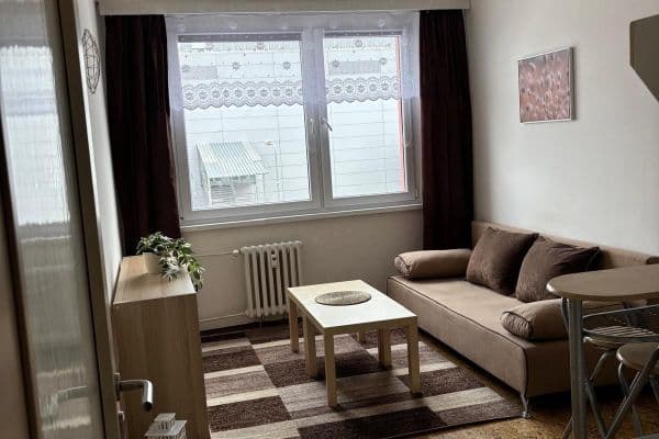 Prenájom bytu 2-izbový 39 m², Bryksova, Praha Prenájom bytu 2-izbový 39 m², Bryksova, Praha