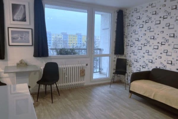Prenájom bytu 1-izbový 26 m², Rumburská, Praha Prenájom bytu 1-izbový 26 m², Rumburská, Praha