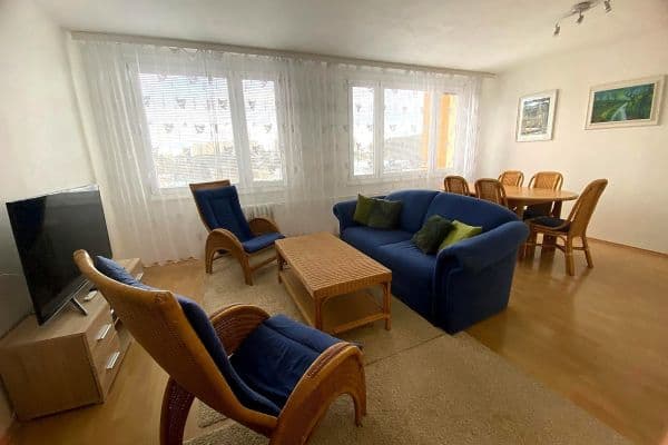 Predaj bytu 3-izbový 76 m², Golfová, Praha Predaj bytu 3-izbový 76 m², Golfová, Praha