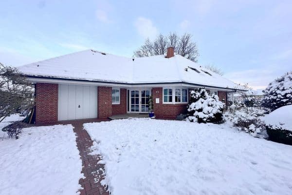 Predaj domu 212 m², pozemek 994 m², Moorrege Predaj domu 212 m², pozemek 994 m², Moorrege