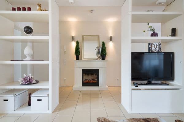 Prenájom bytu 2-izbový 60 m², Düsseldorf, Severné Porýnie - Westfálsko Prenájom bytu 2-izbový 60 m², Düsseldorf, Severné Porýnie - Westfálsko