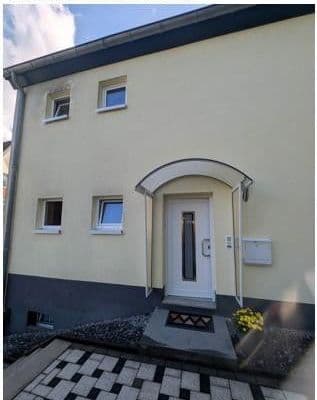 Predaj domu 98 m², pozemek 160 m², Pilghauser Straße 40, Solingen Predaj domu 98 m², pozemek 160 m², Pilghauser Straße 40, Solingen