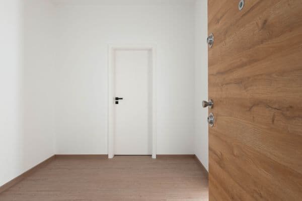 Predaj bytu 1-izbový 33 m², Faměrovo náměstí, Brno Predaj bytu 1-izbový 33 m², Faměrovo náměstí, Brno