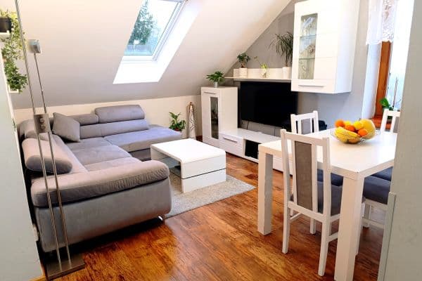 Predaj bytu 3-izbový 62 m², Horoušanská, Nehvizdy Predaj bytu 3-izbový 62 m², Horoušanská, Nehvizdy