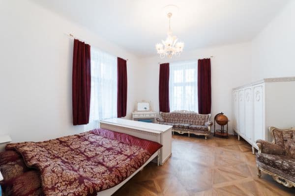 Prenájom bytu 3-izbový 93 m², Zborovská, Praha Prenájom bytu 3-izbový 93 m², Zborovská, Praha