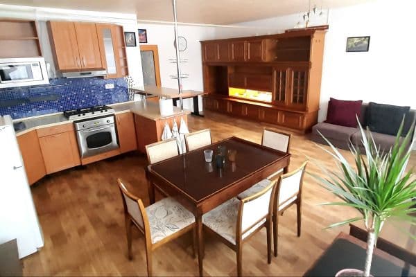 Predaj bytu 3-izbový 67 m², Třebenická, Praha Predaj bytu 3-izbový 67 m², Třebenická, Praha