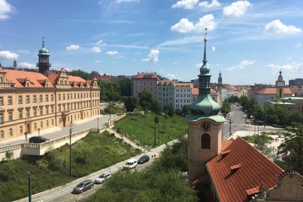 Prenájom bytu 2-izbový 50 m², Smolenská, Praha Prenájom bytu 2-izbový 50 m², Smolenská, Praha