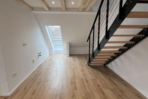 Prenájom bytu 3-izbový 58 m², Okenstraße 36, Nürnberg Prenájom bytu 3-izbový 58 m², Okenstraße 36, Nürnberg