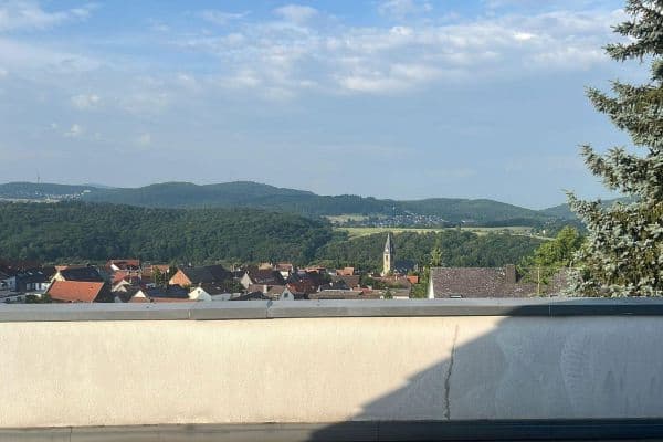 Prenájom bytu 3-izbový 77 m², Rossertblick 11, Eppstein-Bremthal Prenájom bytu 3-izbový 77 m², Rossertblick 11, Eppstein-Bremthal