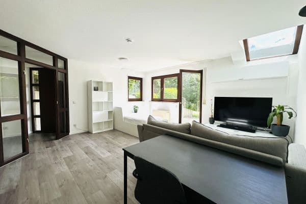 Prenájom bytu 1-izbový 40 m², Im Oberen Kienle 71, Stuttgart, Bádensko-Wurttembersko Prenájom bytu 1-izbový 40 m², Im Oberen Kienle 71, Stuttgart, Bádensko-Wurttembersko