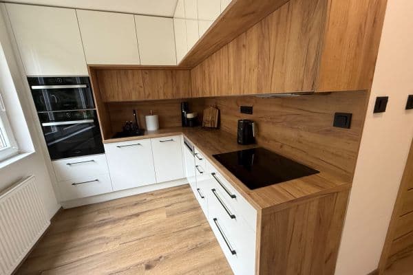 Predaj bytu 3-izbový 81 m², Saská, Děčín Predaj bytu 3-izbový 81 m², Saská, Děčín