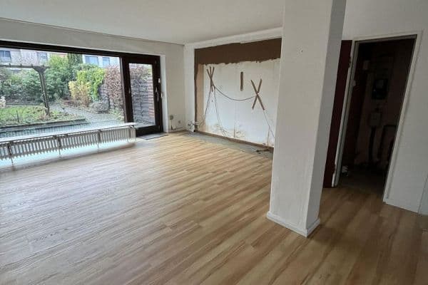 Predaj domu 86 m², pozemek 310 m², Hamburg, Hamburg Predaj domu 86 m², pozemek 310 m², Hamburg, Hamburg