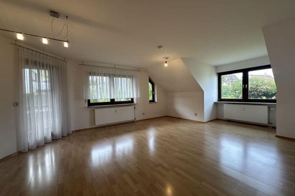 Predaj bytu 3-izbový 84 m², Weinstadt-Beutelsbach Predaj bytu 3-izbový 84 m², Weinstadt-Beutelsbach